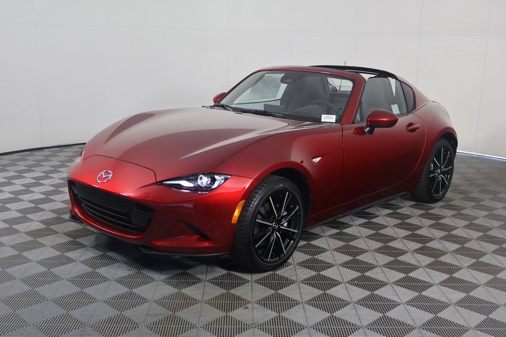 Thumbnail: 2025 Mazda MX-5 Miata - 3