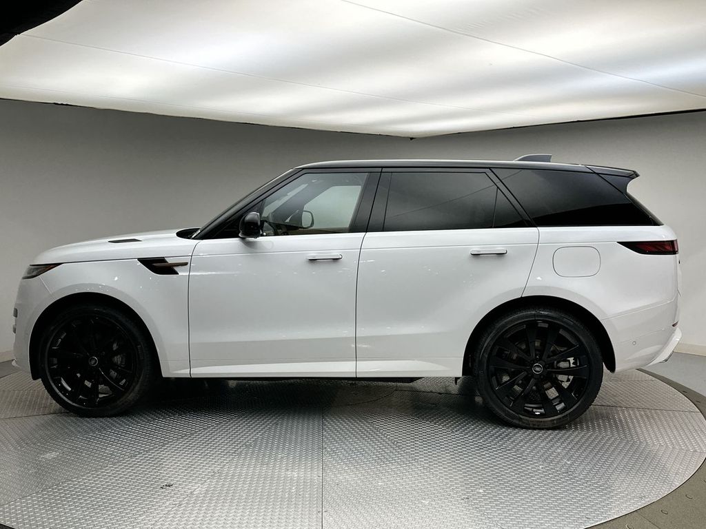 2025 Land Rover Range Rover Sport SE Dynamic 2