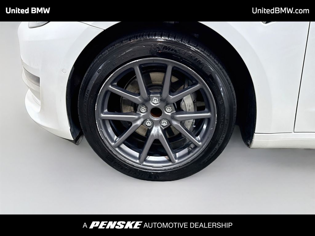 Thumbnail: 2020 Tesla Model 3 - 9