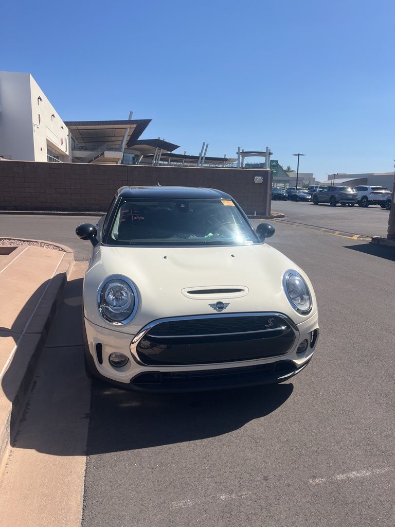 Thumbnail: 2019 MINI Cooper Clubman - 2