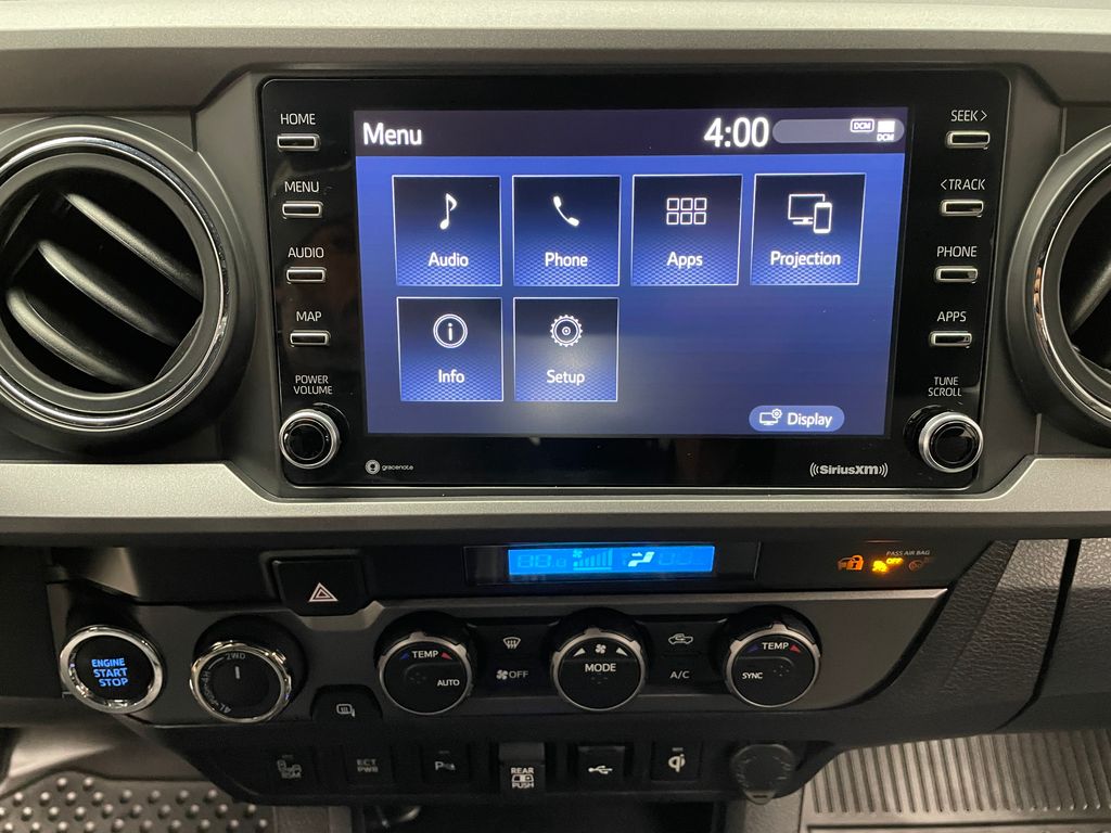 Thumbnail: 2022 Toyota Tacoma - 25