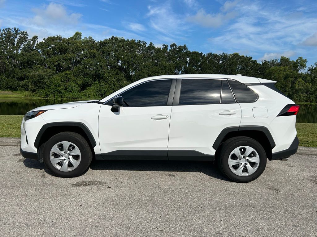 Thumbnail: 2024 Toyota RAV4 - 2