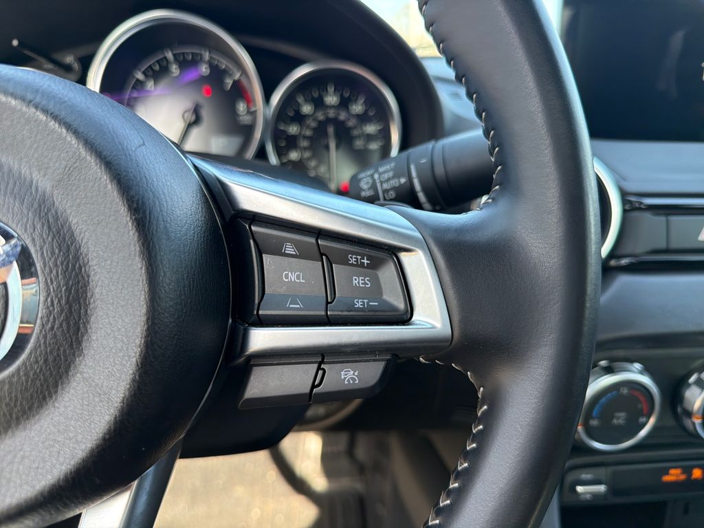 Used 2025 Mazda MX-5 Miata RF Grand Touring 2D Convertible