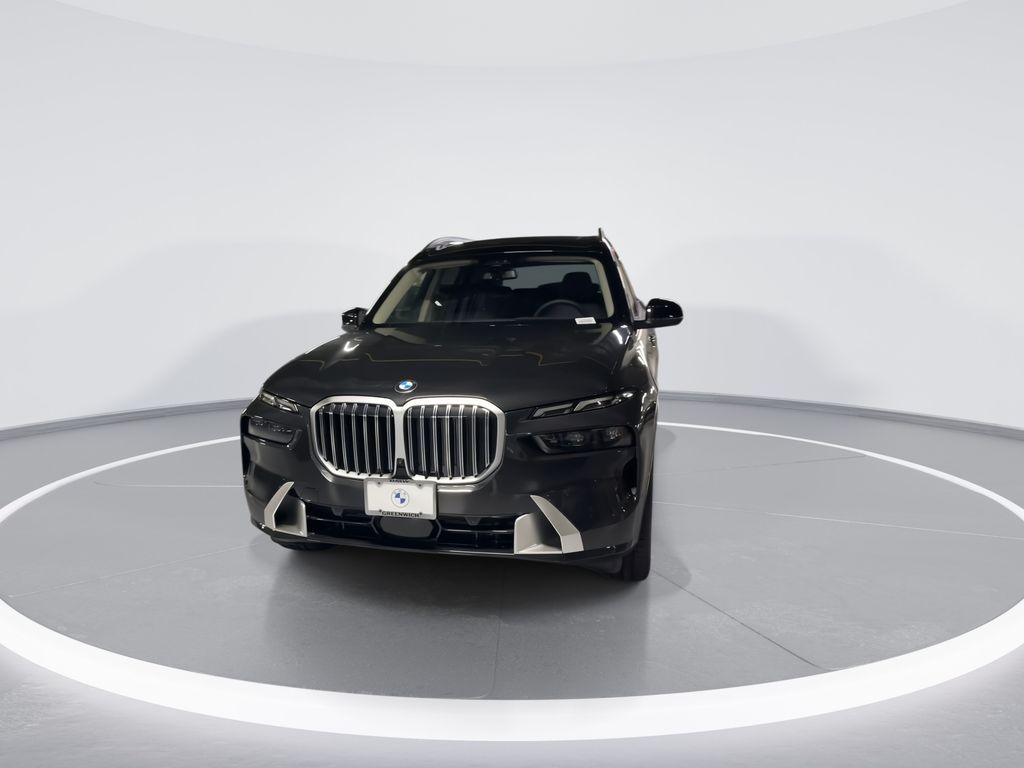 Thumbnail: 2026 BMW X7 - 3