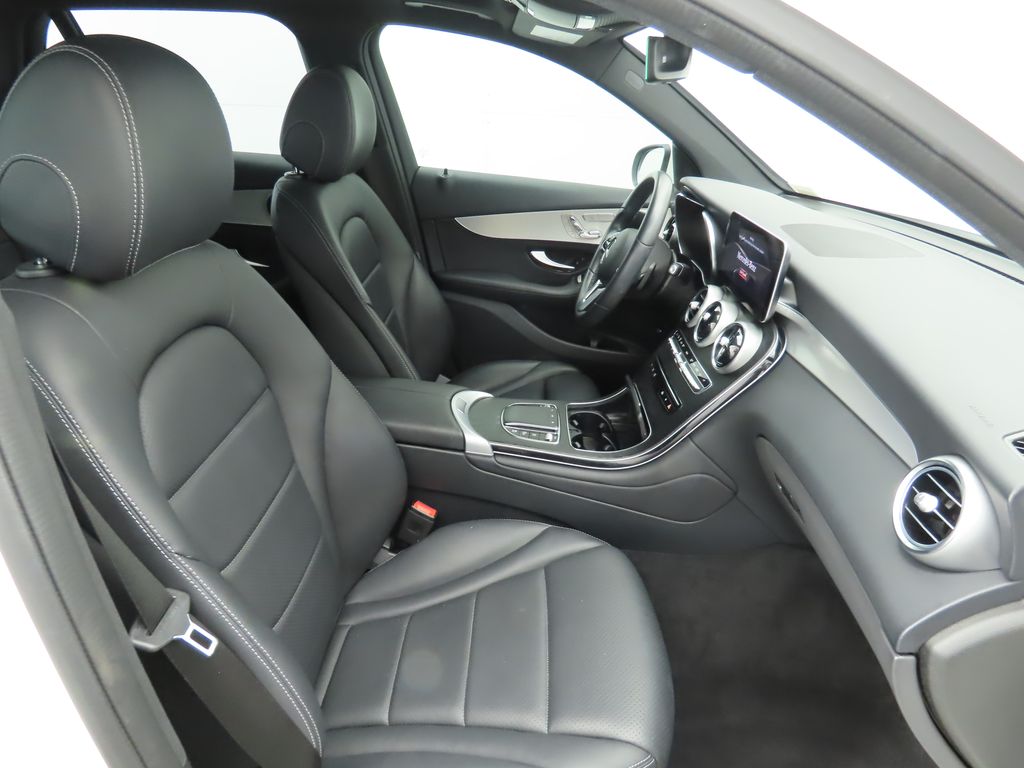 2022 Mercedes-Benz GLC 300 20