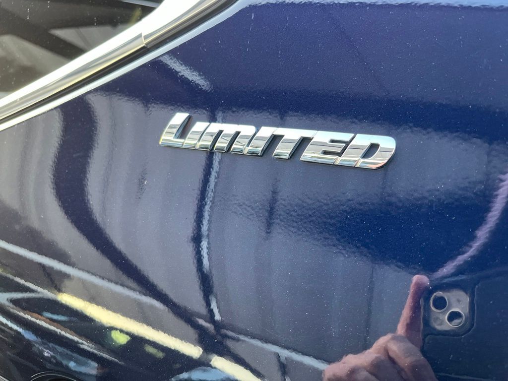 Thumbnail: 2024 Toyota Tundra - 10