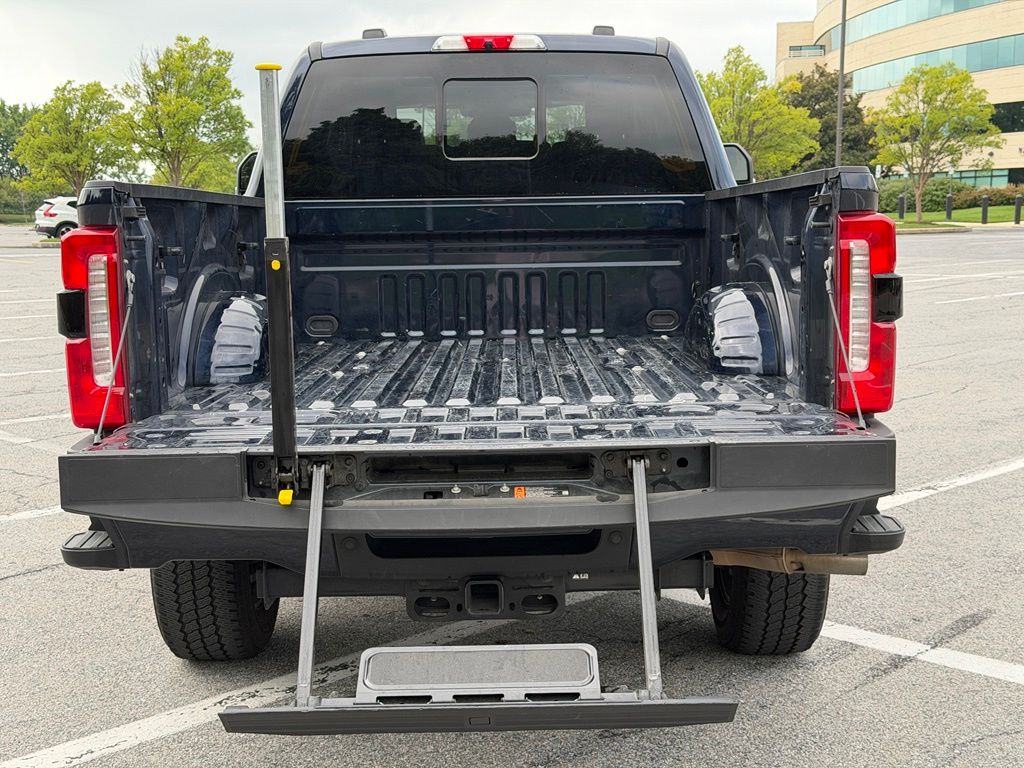 2023 Ford F-250 Super Duty LARIAT