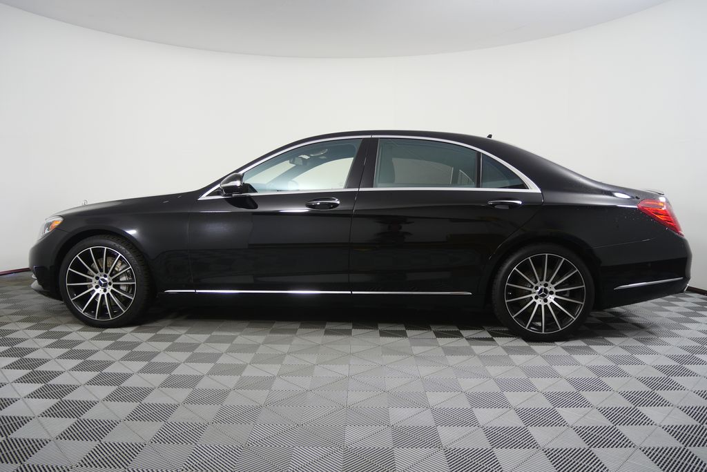 Thumbnail: 2015 Mercedes-Benz S-Class - 6