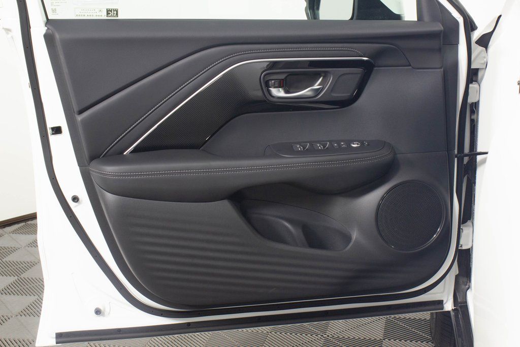 2025 Acura ADX  7