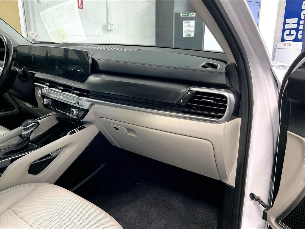 2023 Kia Telluride — photo 13