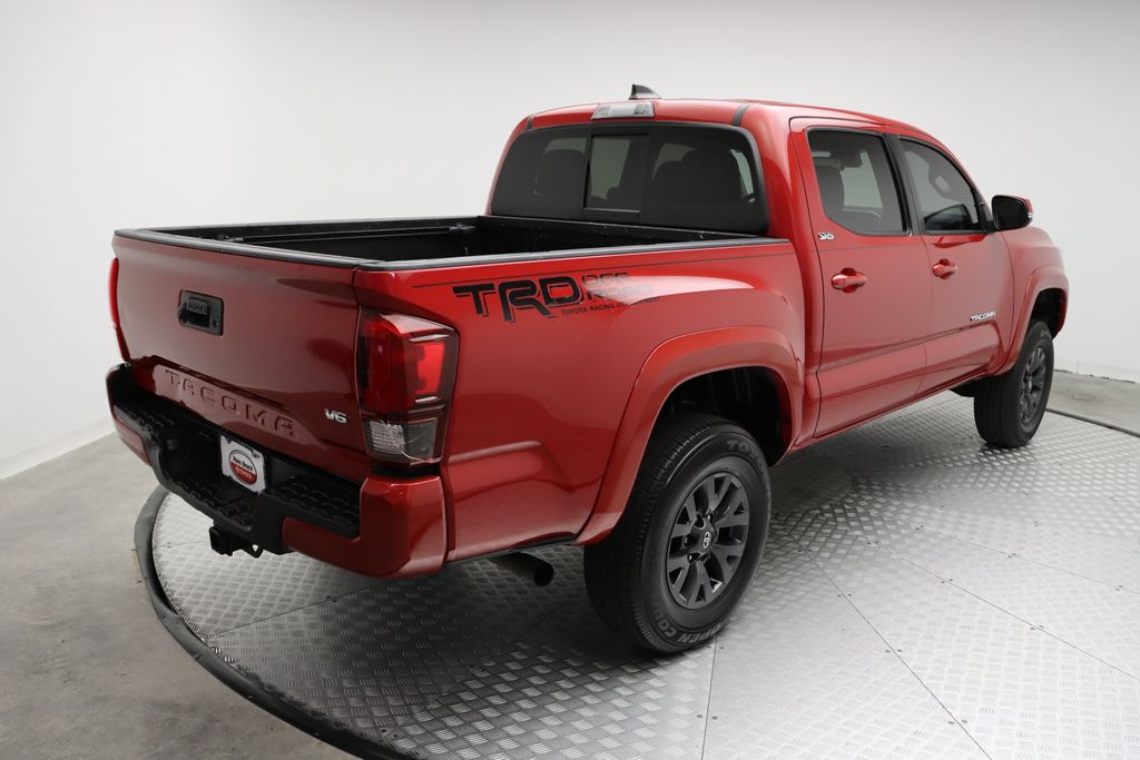 2022 Toyota Tacoma SR5 8