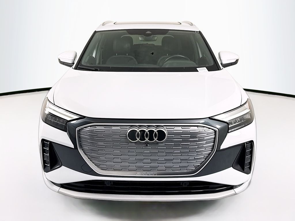 Thumbnail: 2023 Audi Q4 e-tron - 2