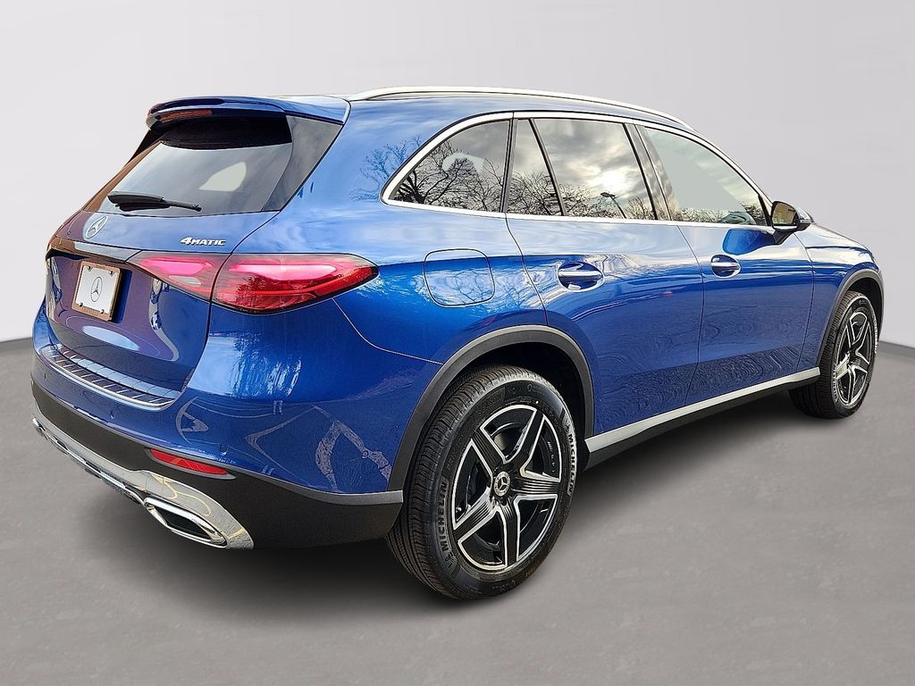 Thumbnail: 2026 Mercedes-Benz GLC - 3