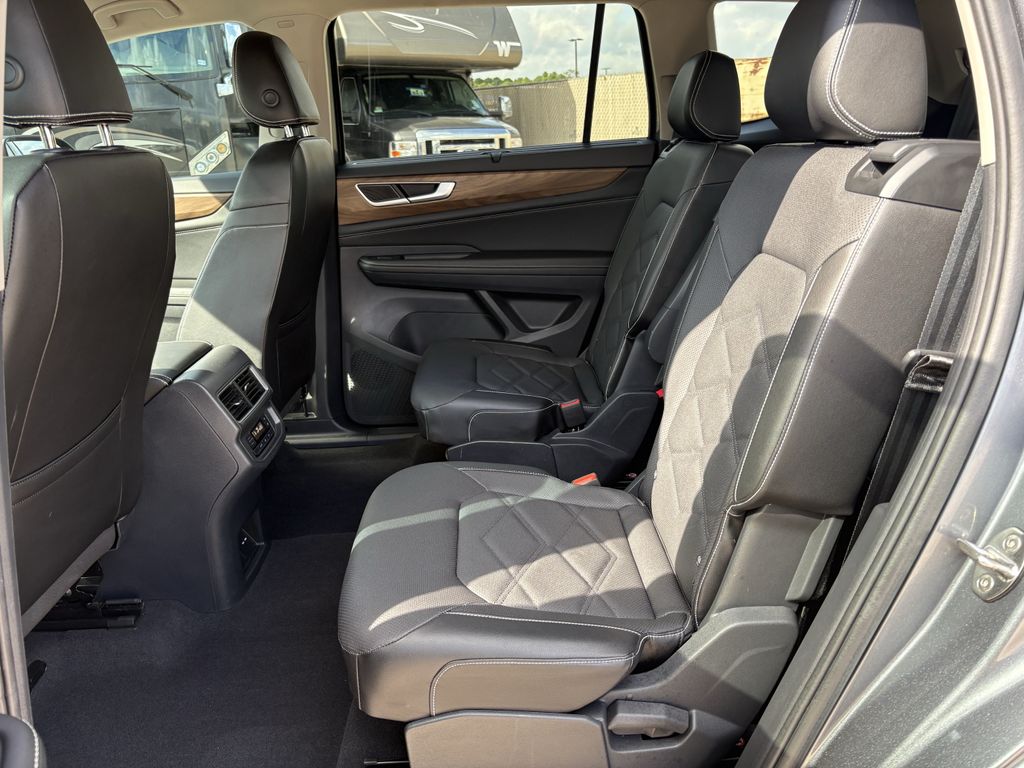 2024 Volkswagen Atlas 2.0T SE w/Technology Gray at AutoSavvy Houston Southwest