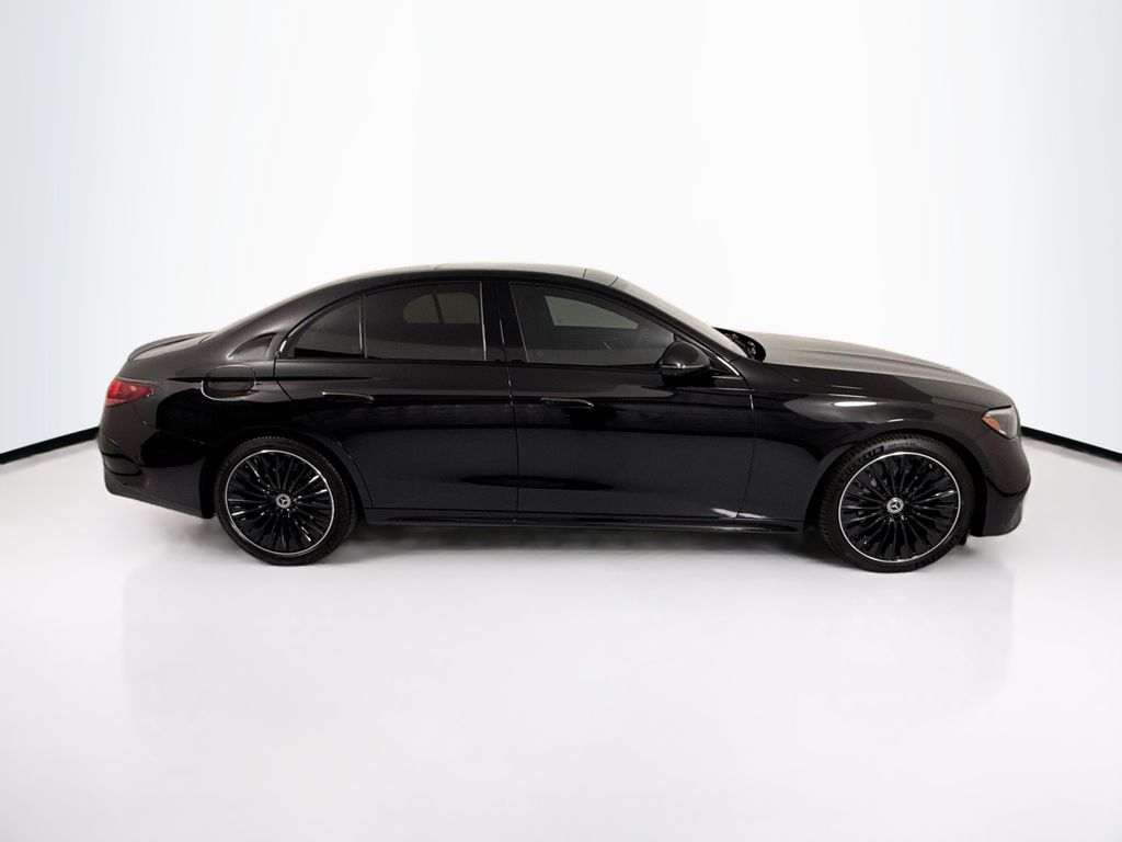 Thumbnail: 2027 Mercedes-Benz E-Class - 4