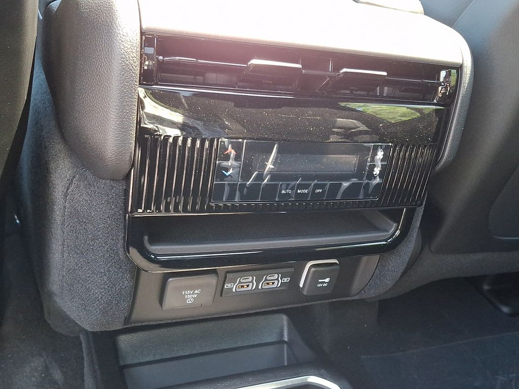 New 2026 Jeep Grand Wagoneer SUV