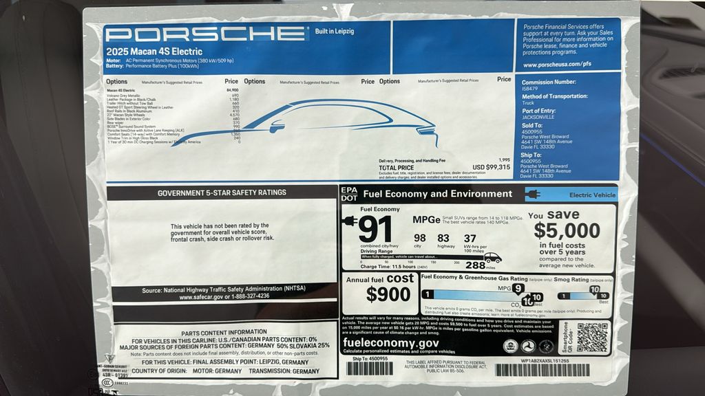 Thumbnail: 2025 Porsche Macan - 15