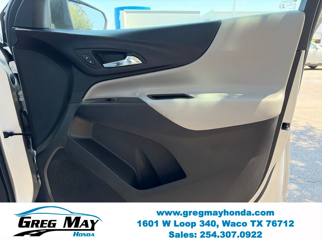 2020 Chevrolet Equinox LS - 11