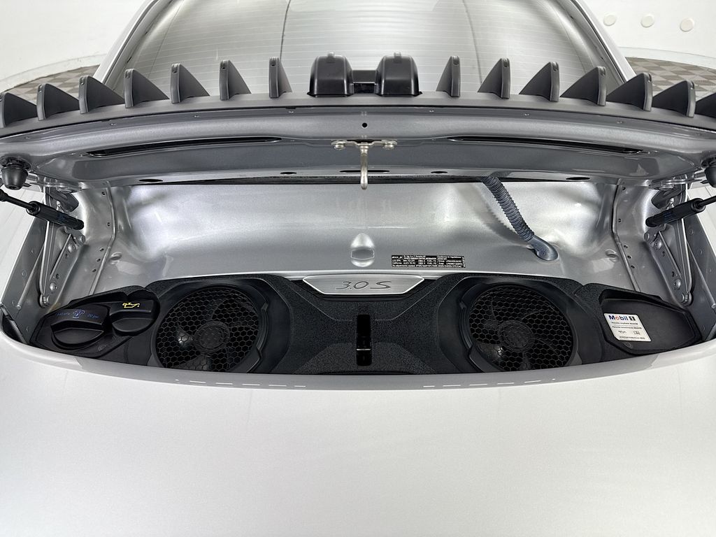 Thumbnail: 2020 Porsche 911 - 28