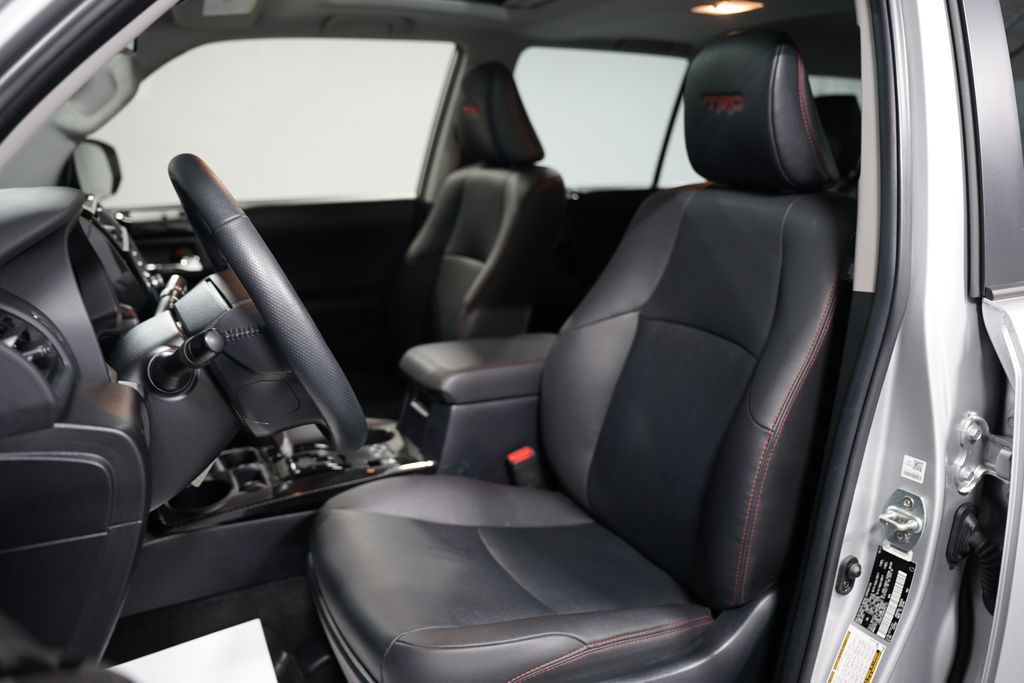 2024 Toyota 4Runner TRD Off Road 29