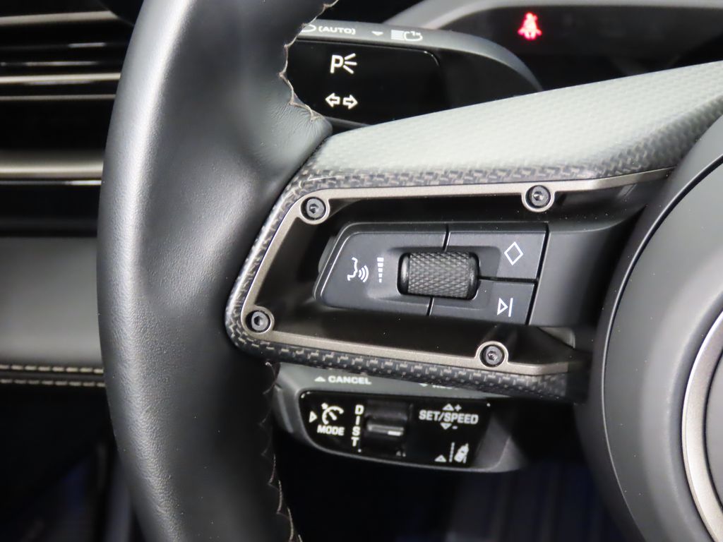 Thumbnail: 2025 Porsche Taycan - 18