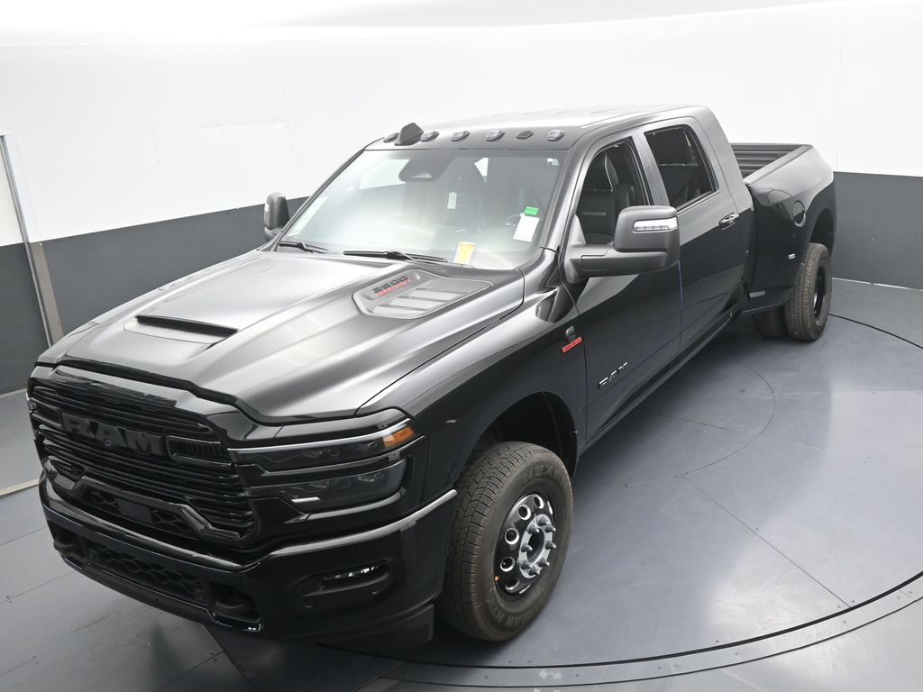 New 2026 Diamond Black Crystal Pearlcoat Ram Laramie image 46