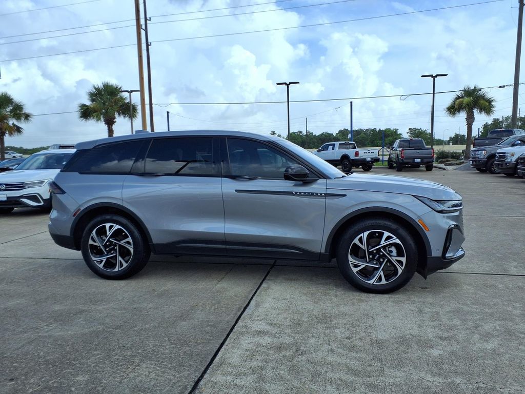2024 Lincoln Nautilus Premiere Gray at Westside Lexus