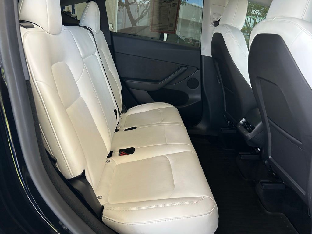 Used 2024 Black Tesla Long Range image 24