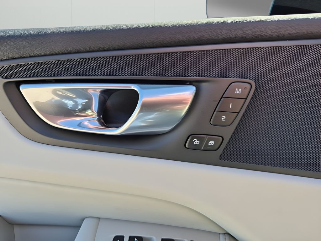 Used Car 2025 Volvo Xc60  B5 Plus For Sale Under $40,000 In Austin, Texas