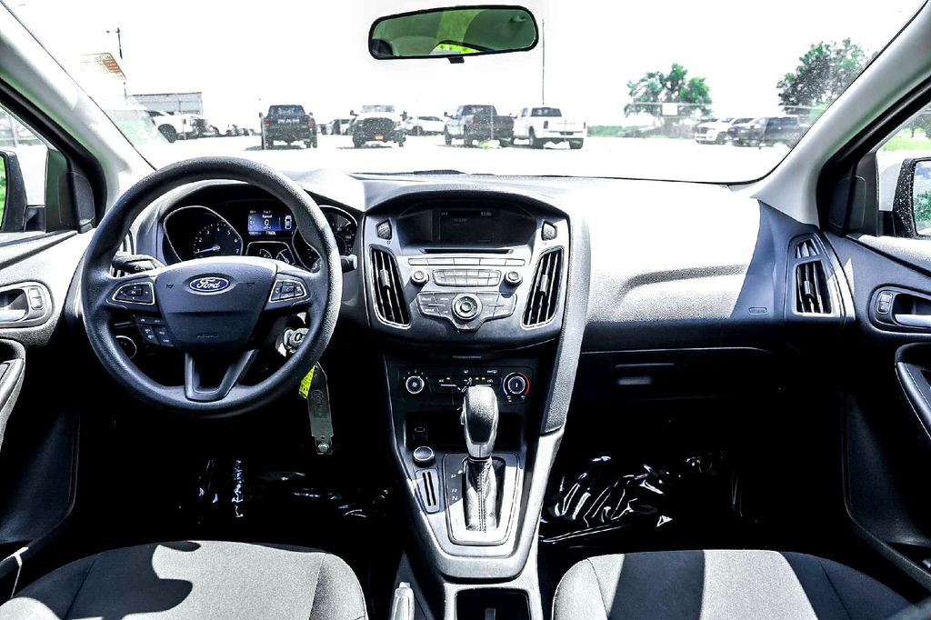 Used Car 2017 Ford Focus  Se For Sale Under $10,000 In Taylor, Texas