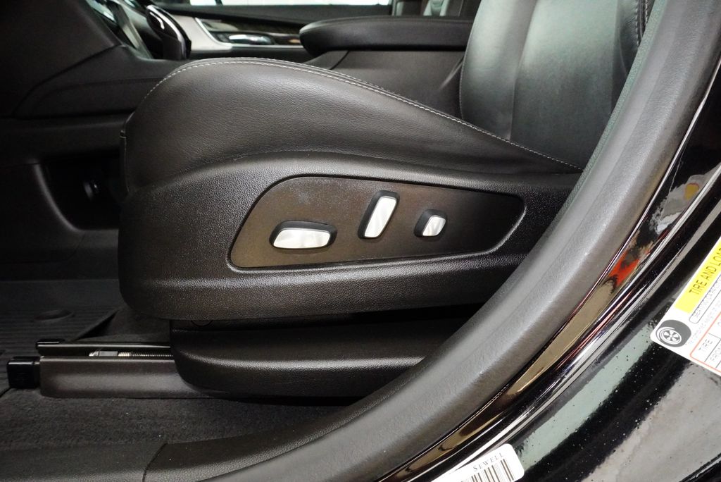 Used Car 2021 Cadillac Xt6  Premium Luxury For Sale Under $25,000 In Weatherford, Texas