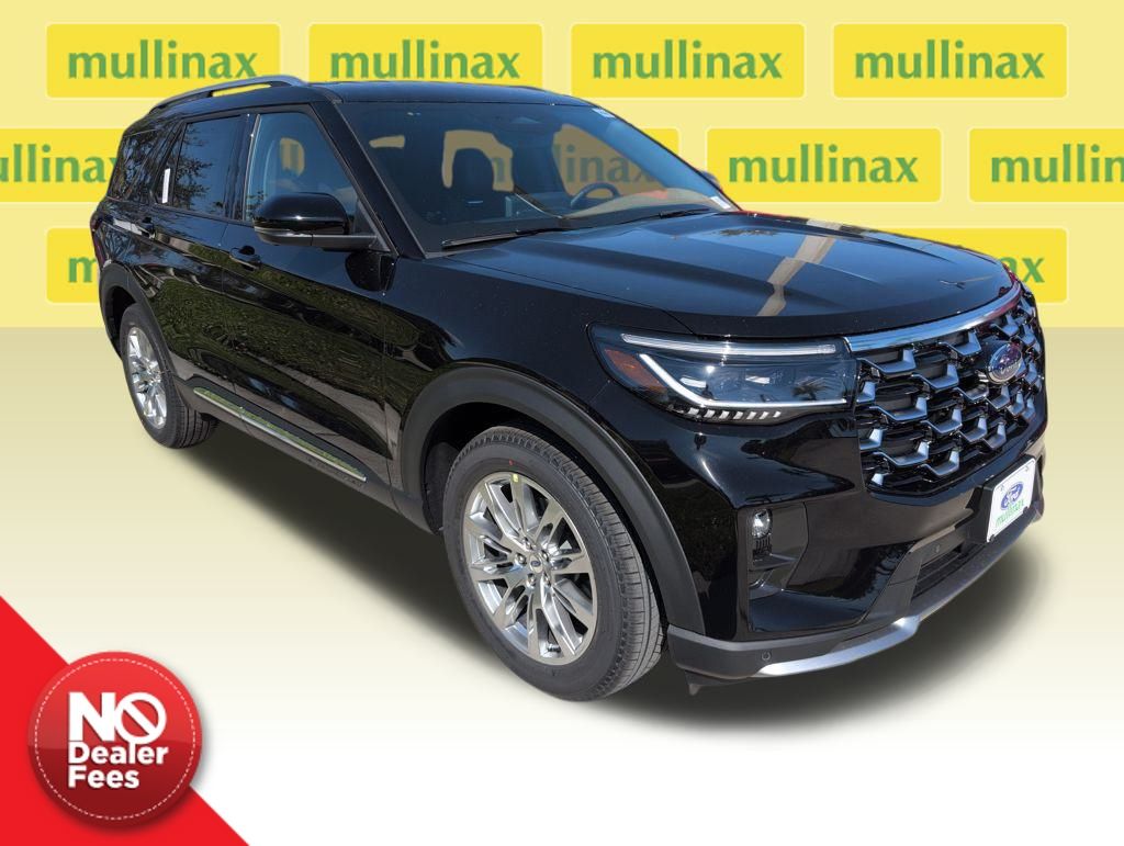 2026 Ford Explorer Platinum's photo