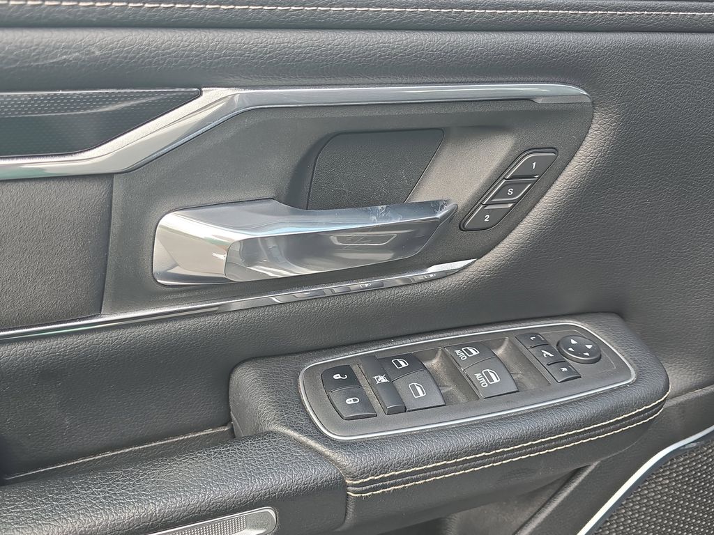 2022 Billet Silver Metallic Clearcoat Ram 1500 Laramie 4X4 Truck