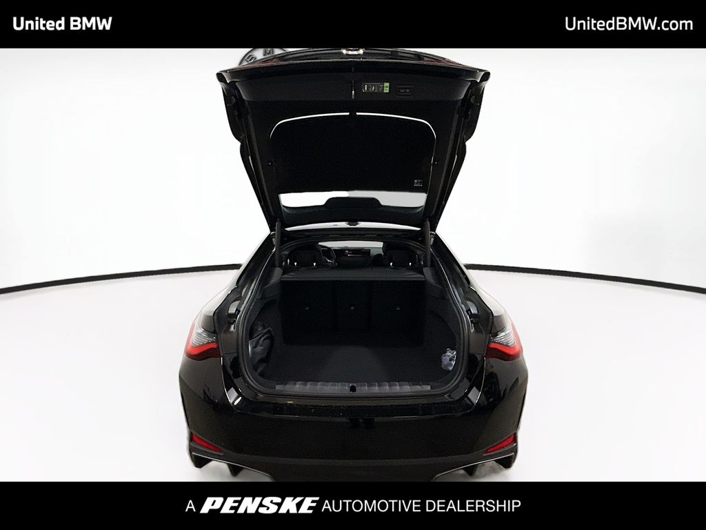 Thumbnail: 2026 BMW i4 - 14