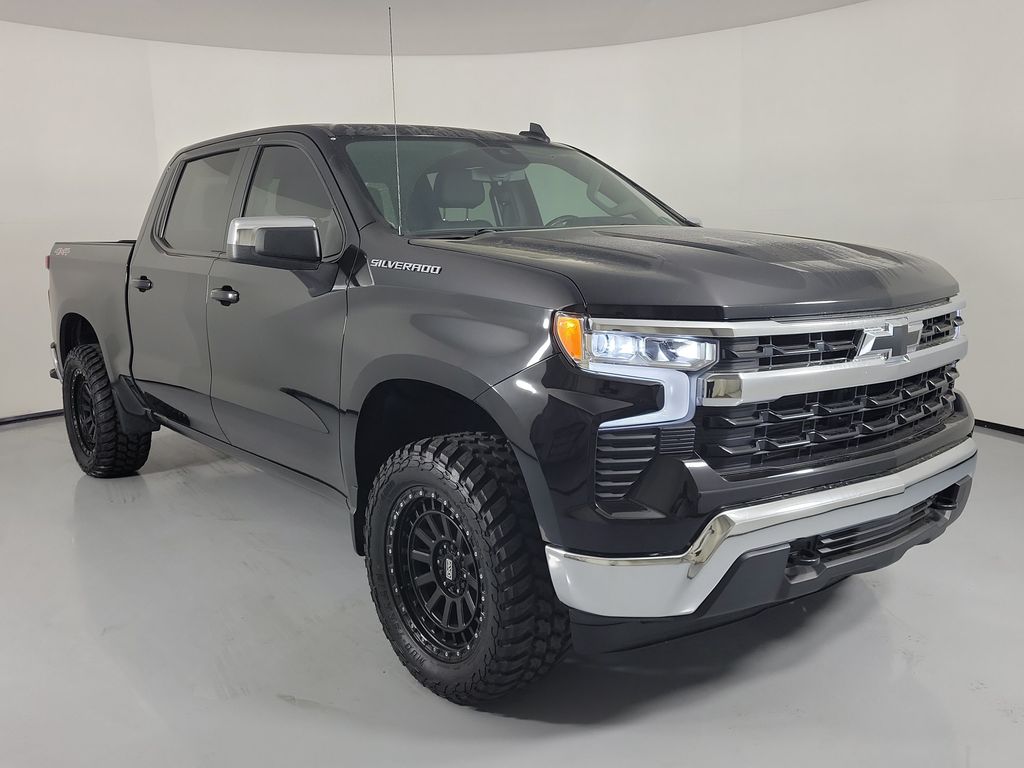 2022 Chevrolet Silverado 1500 LT - 0