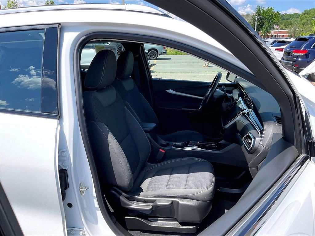 2023 Chevrolet Bolt EUV — photo 11