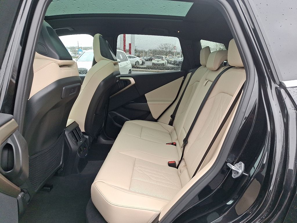 Thumbnail: 2025 BMW X3 - 10