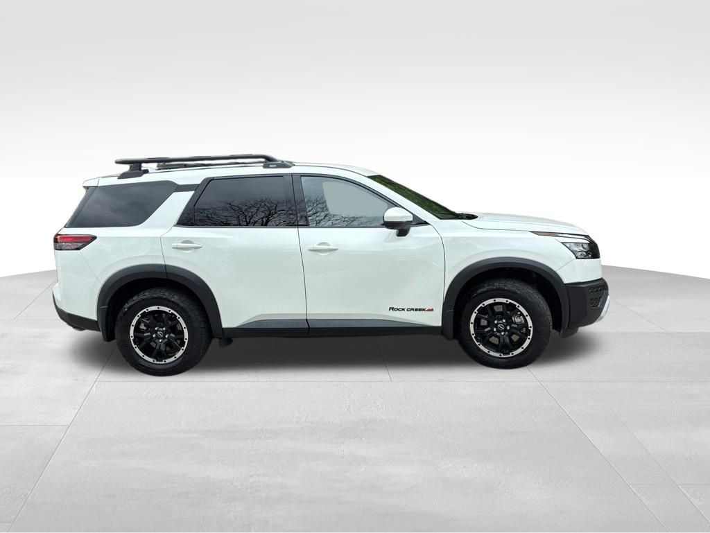 2025 Nissan Pathfinder Rock Creek White at South Hills Kia
