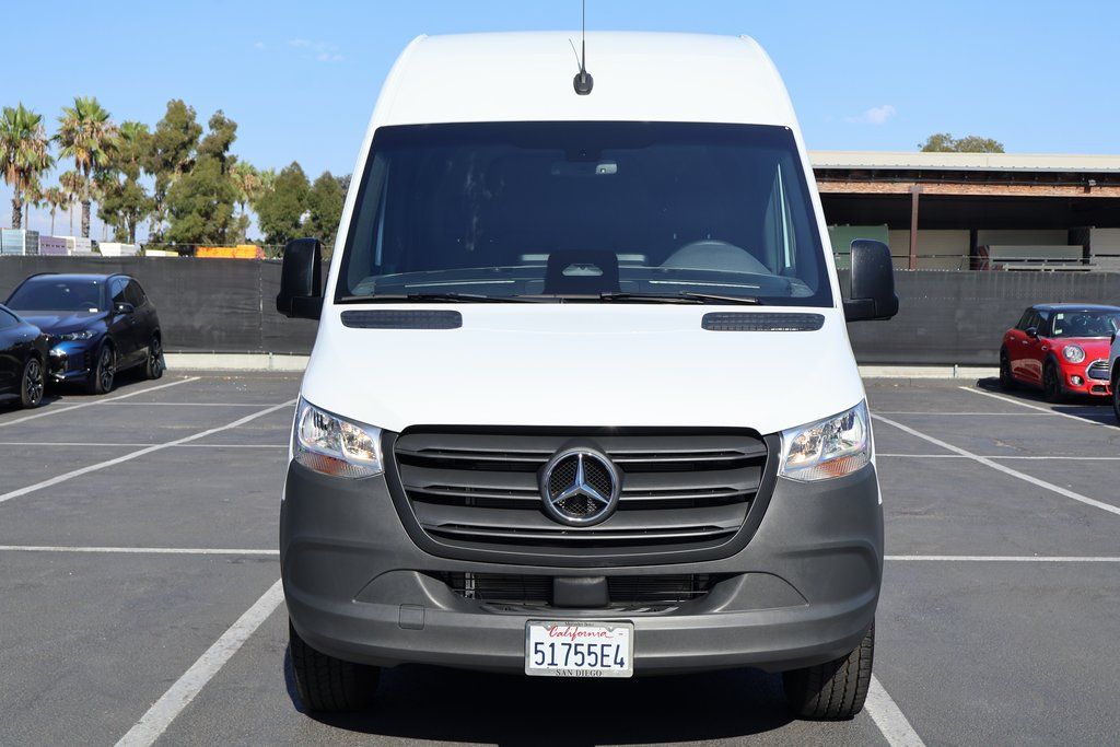 Thumbnail: 2025 Mercedes-Benz Sprinter - 2