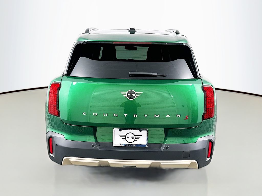 2025 MINI Cooper Countryman Iconic 6