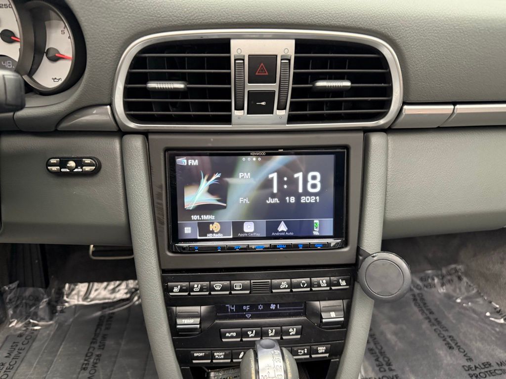 Thumbnail: 2009 Porsche 911 - 14