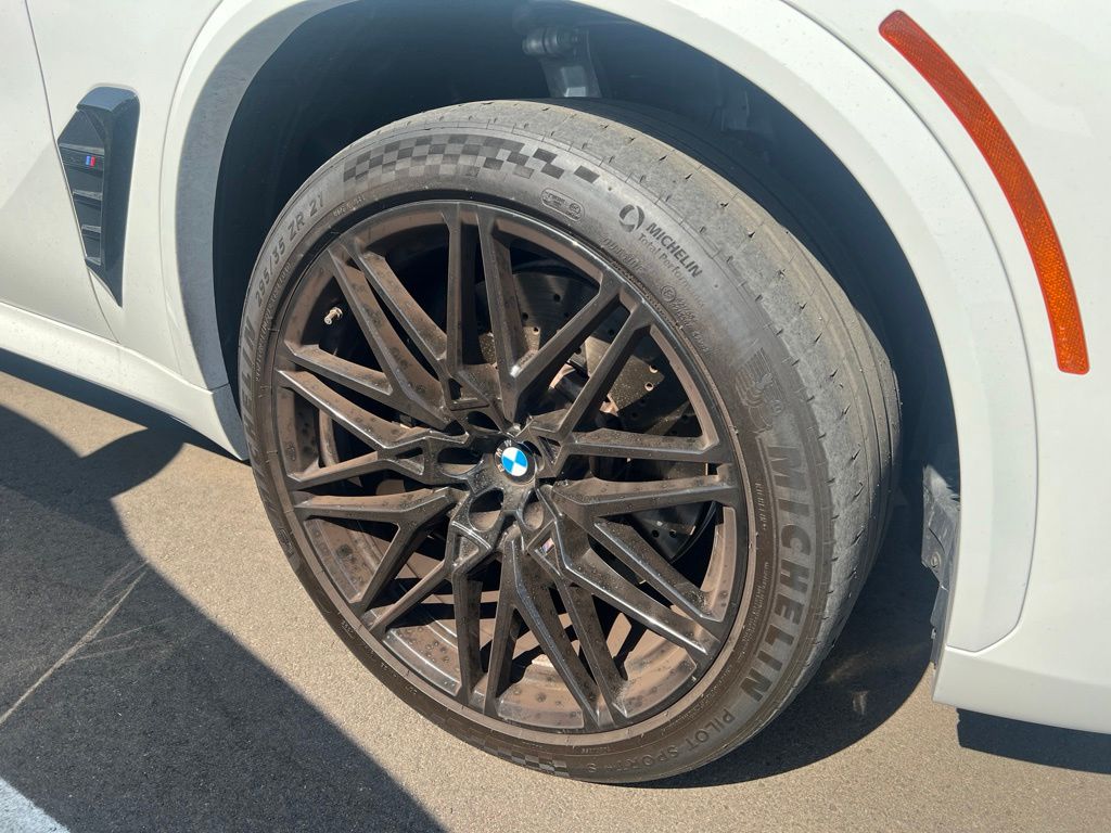 Thumbnail: 2026 BMW X5 - 3