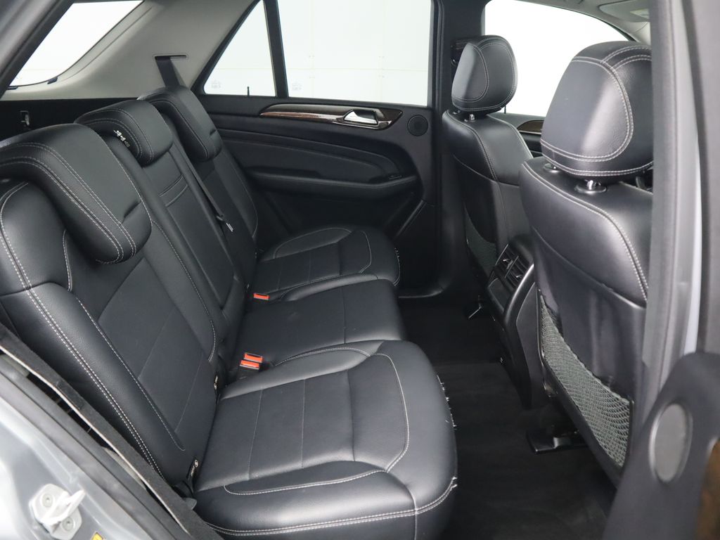 Thumbnail: 2014 Mercedes-Benz M-Class - 23