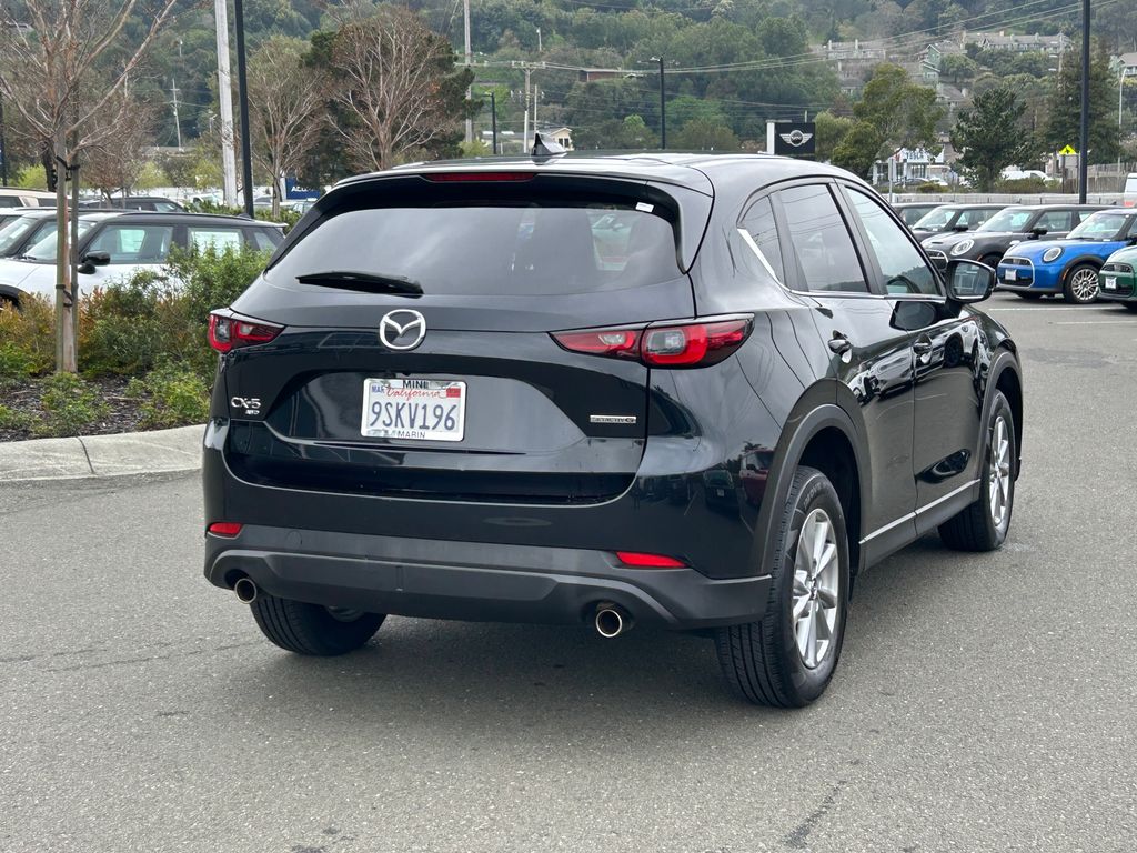 Thumbnail: 2022 Mazda CX-5 - 5