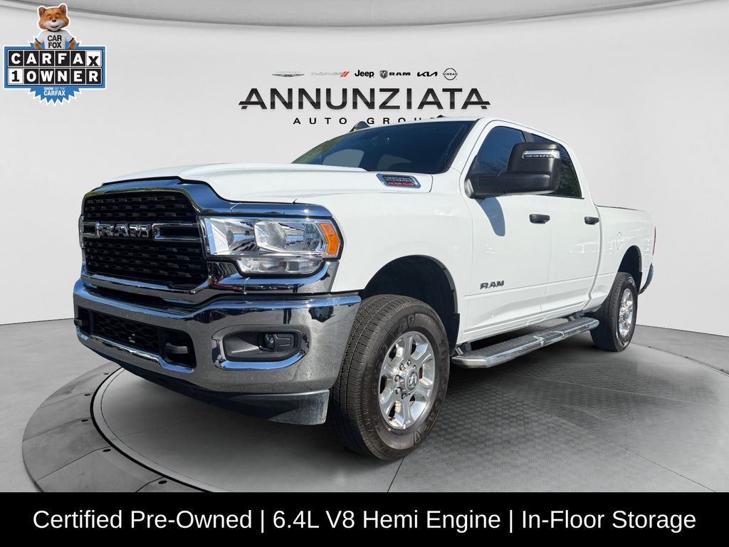 2024 RAM 2500 Blanco (Bright White Clearcoat) Camioneta Todo terreno 8 velocidades Automática