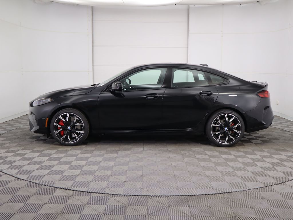 Thumbnail: 2026 BMW 2 Series - 8