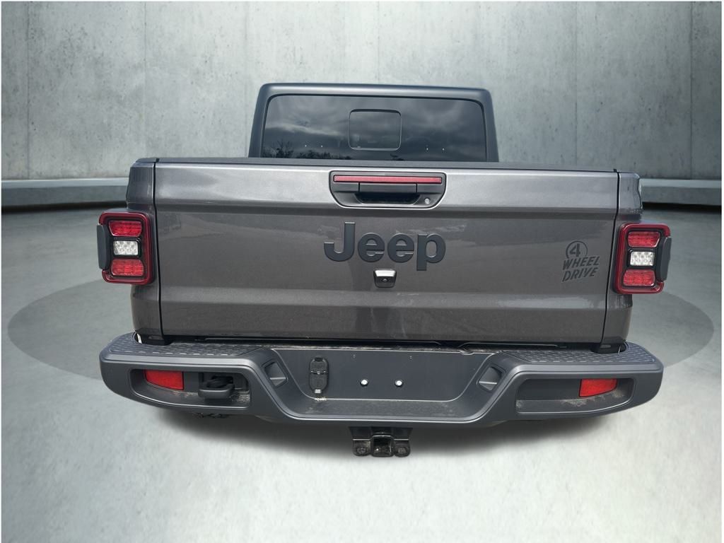 2025 Jeep Gladiator Willys photo 4