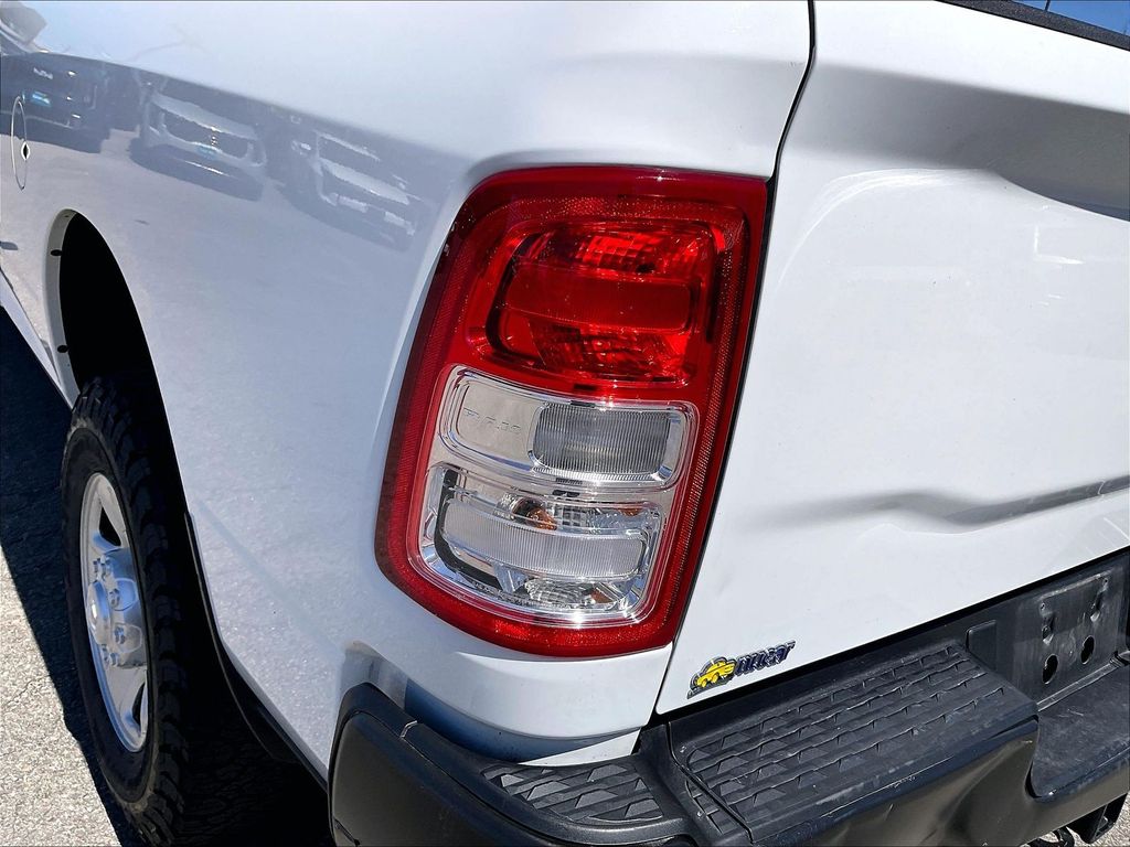 2023 Ram 3500 — photo 28