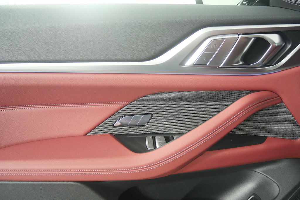 Thumbnail: 2026 BMW i4 - 8