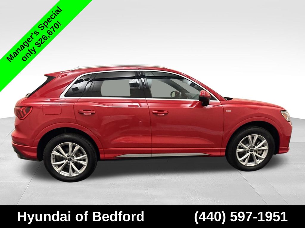 2025 Audi Q3 Premium - Image 4